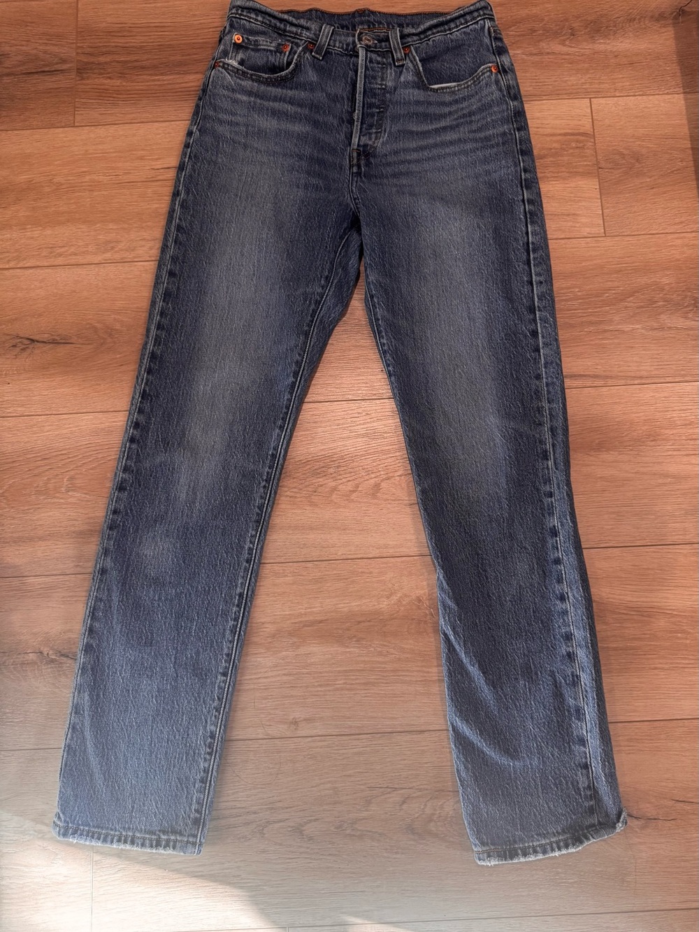 Levi's Straight-Leg Women's Jeans in Dark Indigo
